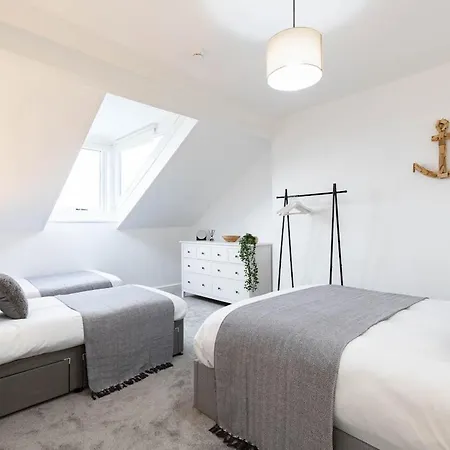 The View * Scarborough